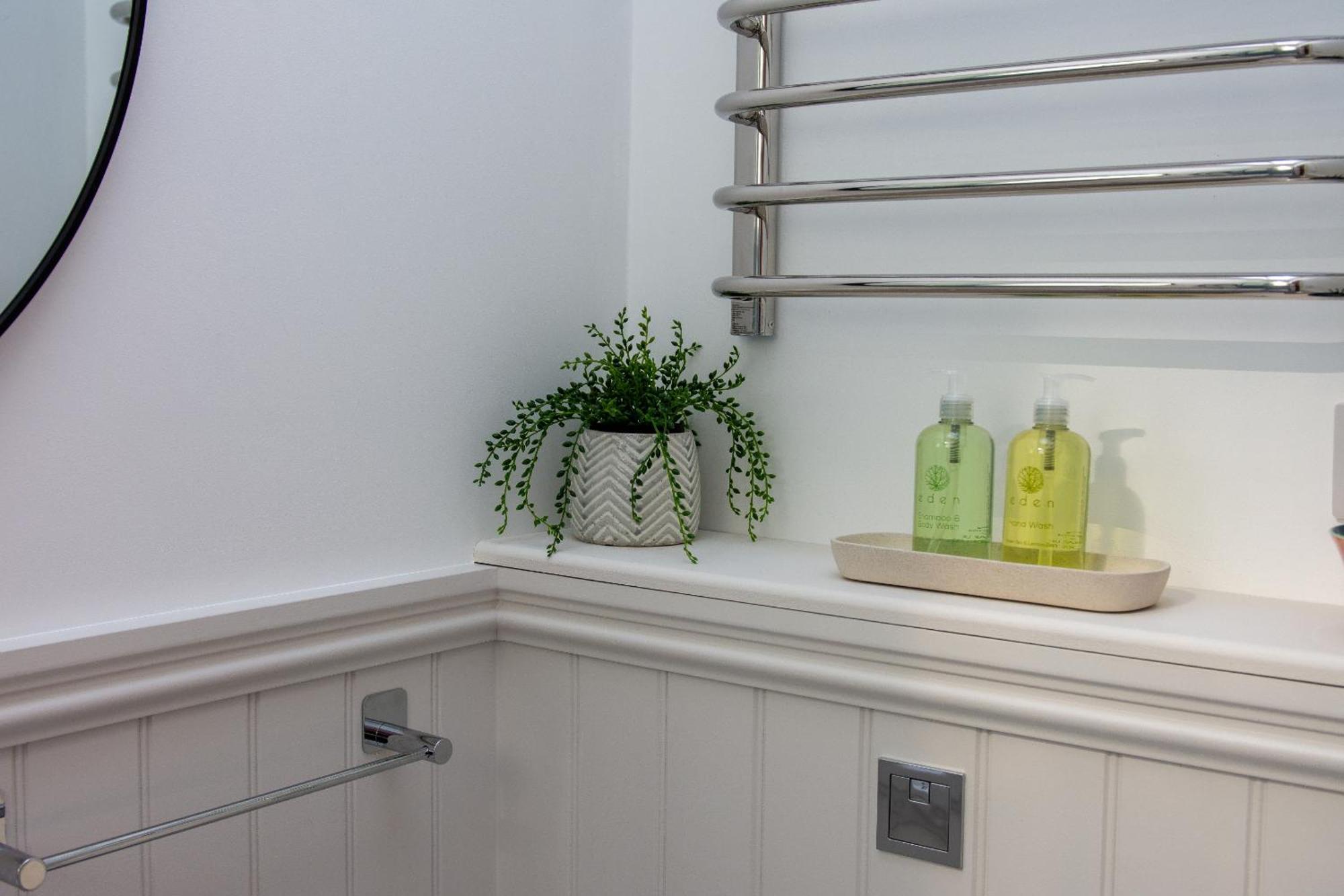 Finwood Green Farm Holiday Cottages-The Calf Shed And The Milk Parlour Henley-in-Arden Стая снимка