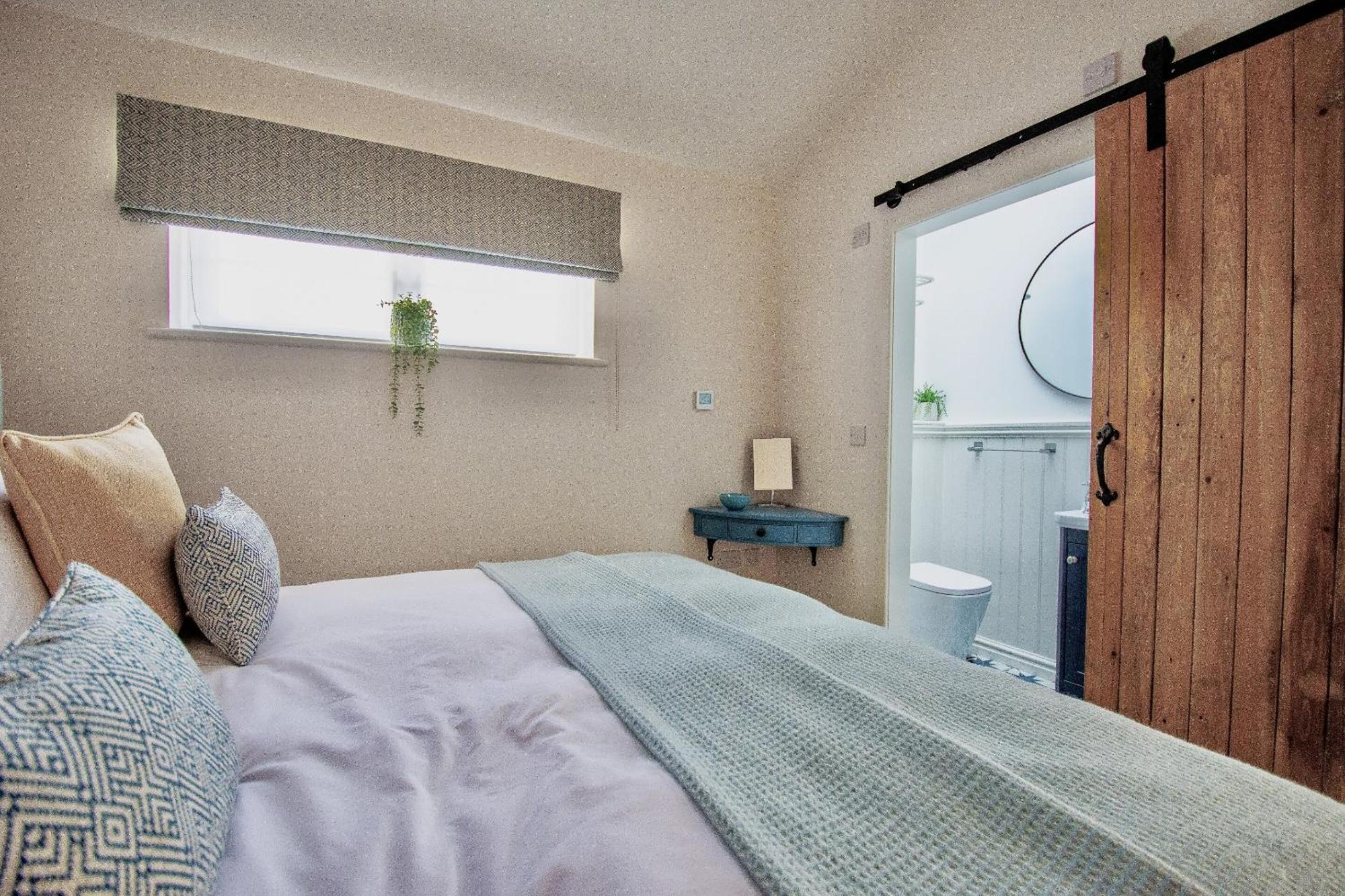 Finwood Green Farm Holiday Cottages-The Calf Shed And The Milk Parlour Henley-in-Arden Стая снимка
